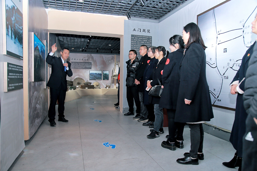 参观千佛山狙击战纪念馆02 参观千佛山狙击战纪念馆02